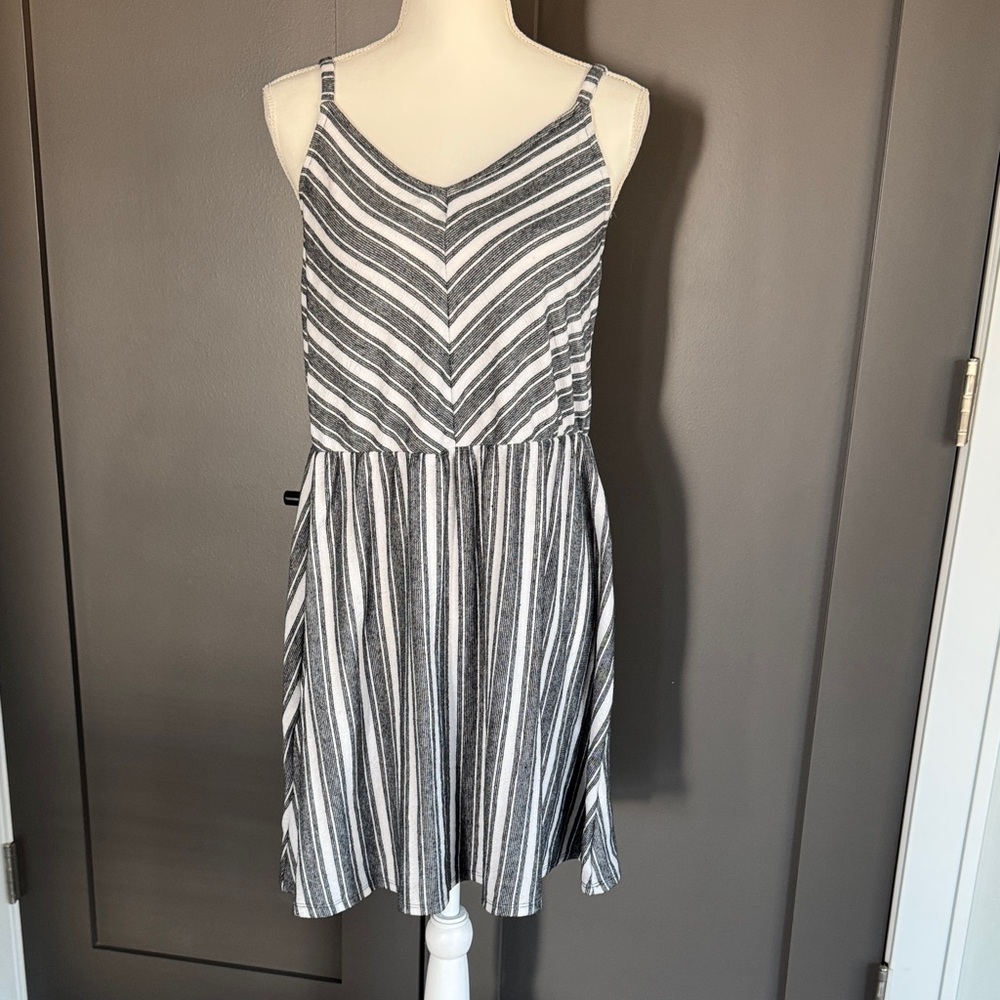 Universal Thread Striped Black and White Dress Sz L
